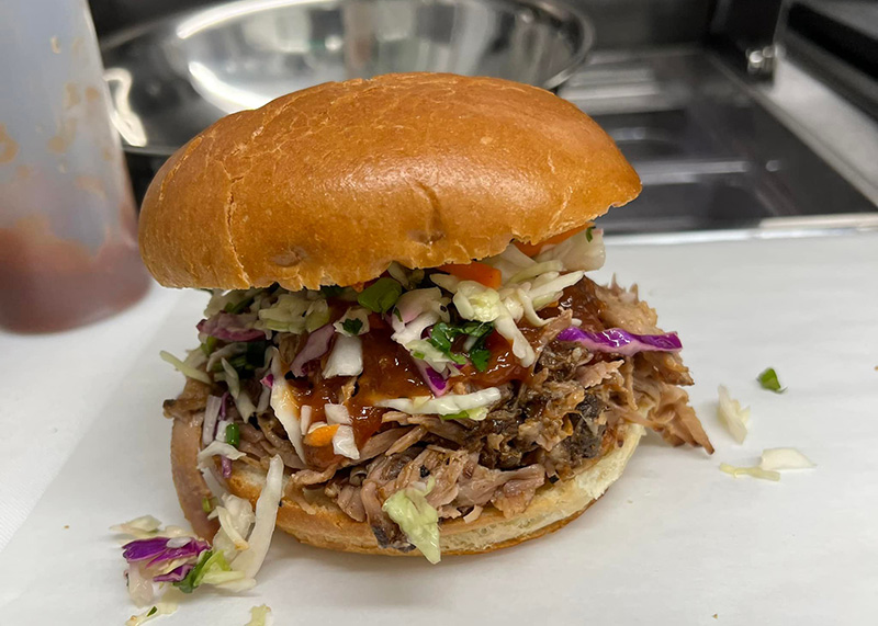 smoked-out-sandwiches-pulled-pork5-7
